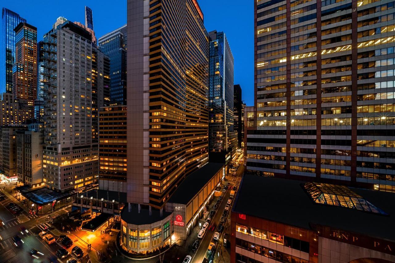 Sheraton New York Times Square Hotel Exterior photo